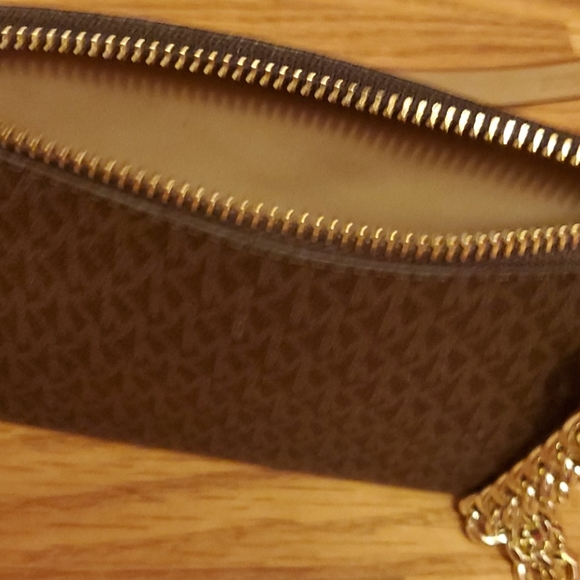 Michael Kors Belt Bag - Picture 3 of 12